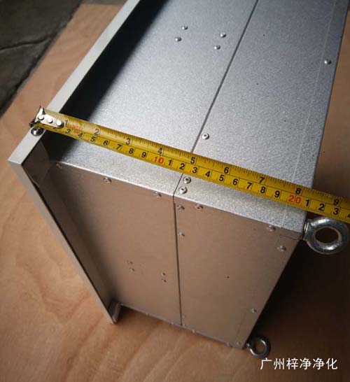 500風(fēng)量高效送風(fēng)口靜壓箱高度為210mm,屬超薄高效送風(fēng)口 500風(fēng)量高效送風(fēng)口靜壓箱高度為210mm,屬超薄高效送風(fēng)口