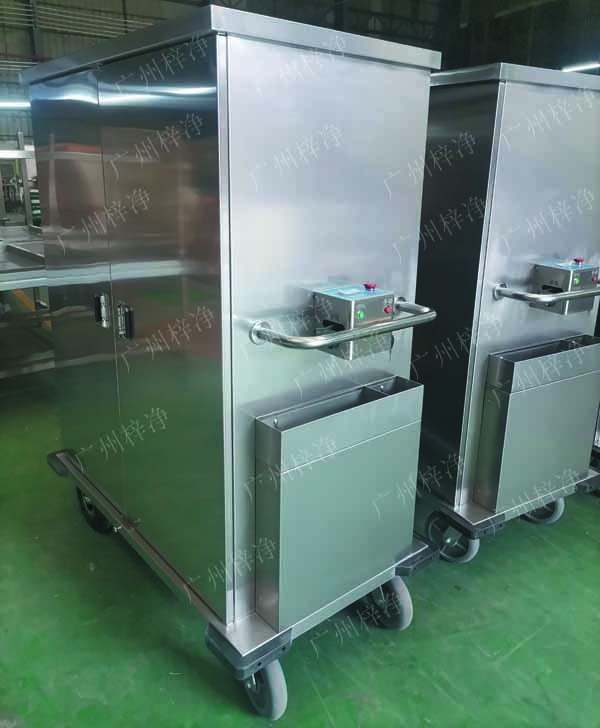 密閉式滅菌器械物品電動轉(zhuǎn)運(yùn)車有單面雙開門,單側(cè)門可旋轉(zhuǎn)角度≥220°度開啟設(shè)計,裝卸物品更方便; 密閉式滅菌器械物品電動轉(zhuǎn)運(yùn)車有單面雙開門,單側(cè)門可旋轉(zhuǎn)角度≥220°度開啟設(shè)計,裝卸物品更方便;